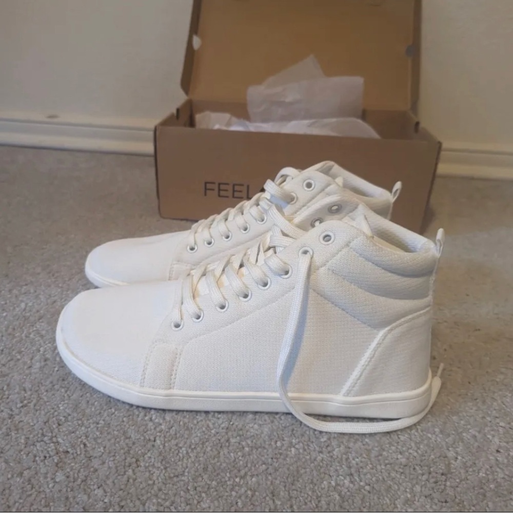 Rare Discontinued Colorway Feelgrounds Highrise All White Knit